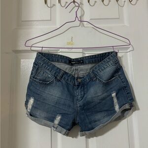 1shorts 1 skirts 1 midi dress and a pants  condition as picture sale in total